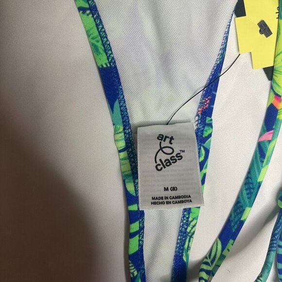 Art & Class girls' swimsuit mixed of different colors. Size S (6/7). And M (8). - Picture 9 of 12